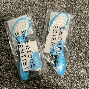 New in packaging, barefoot scientist